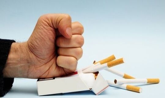 Quitting smoking prevents pain in the finger joints
